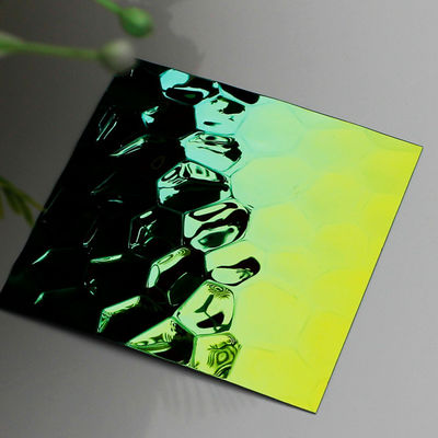 Spiegel-Wasser-Kräuselungs-dekorative gestempelte Edelstahlblech-Decke 4x8