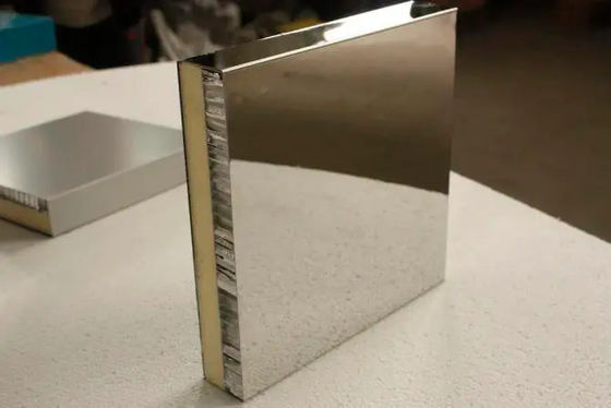 Spiegel-Aluminiumbienenwaben-Platten-0.4-1.0mm solider Beweis im Freien